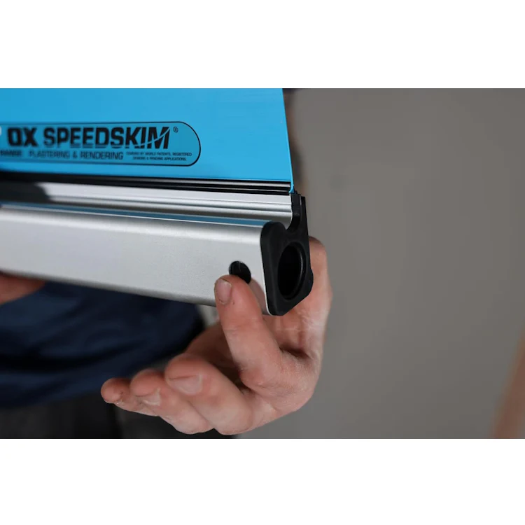 Ox Tools Pro 24" Semi Flexible SpeedSkim Skimming Blade - Image 5